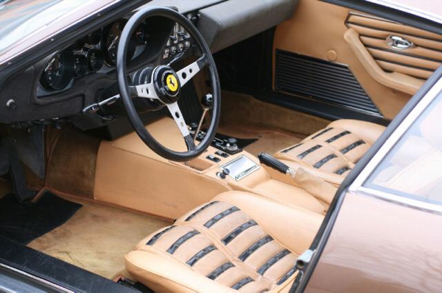 Ferrari () 365 GTB 4 Daytona:  