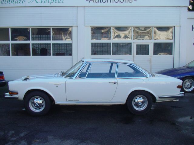 BMW () 3000 V8:  