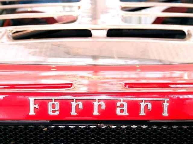 Ferrari () F40:  