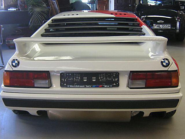 BMW () M1 (E26):  