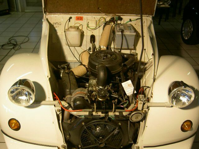 Citroen () 2 CV:  