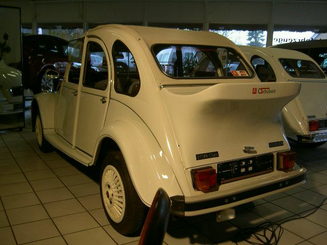 Citroen () 2 CV:  