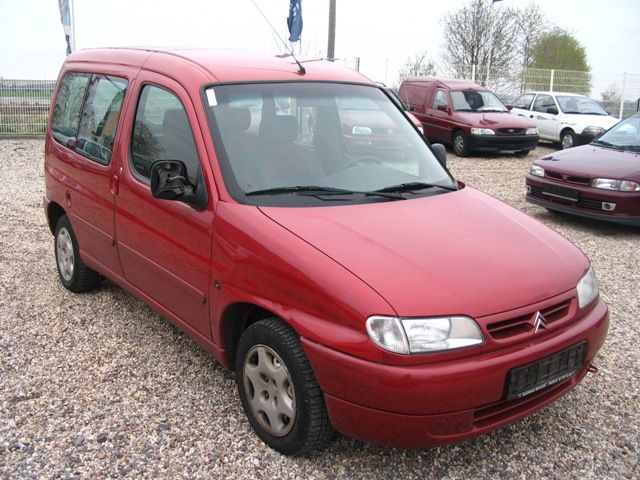 Citroen (�������) Berlingo (MF): ���� ����������