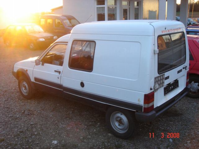 Citroen () C15 (VD-_):  