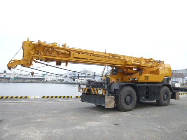 Tadano () TR350M-2:   