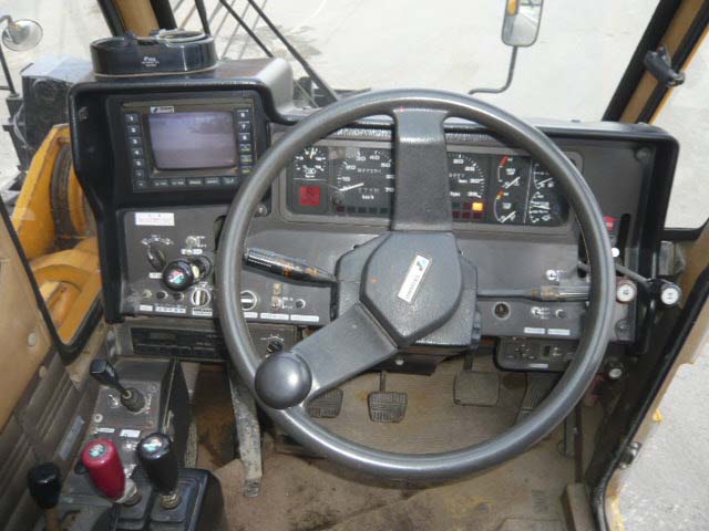Tadano () TR350M-2:   
