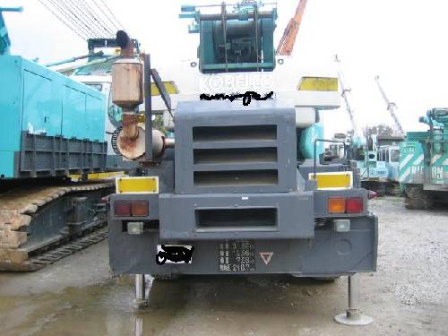 Kobelco () RK350:   