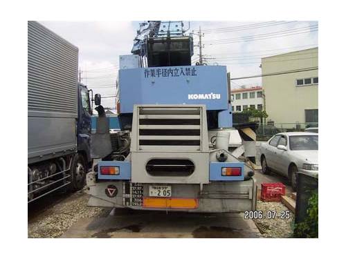 Komatsu () LW250-3:   