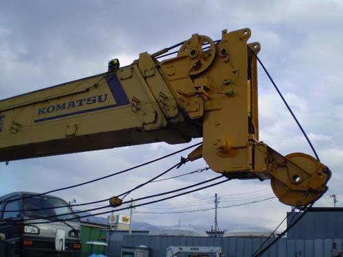 Komatsu () LW250M-2:   