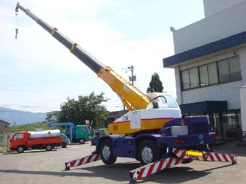 Tadano () TR100M-1:   