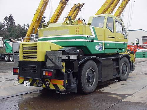 Tadano () TR160M-3:   