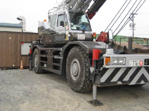 Tadano () GR600N-1:   