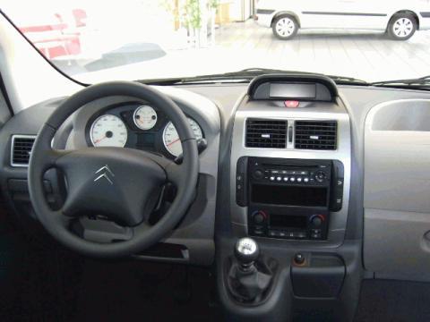 Citroen () Jumpy II:  