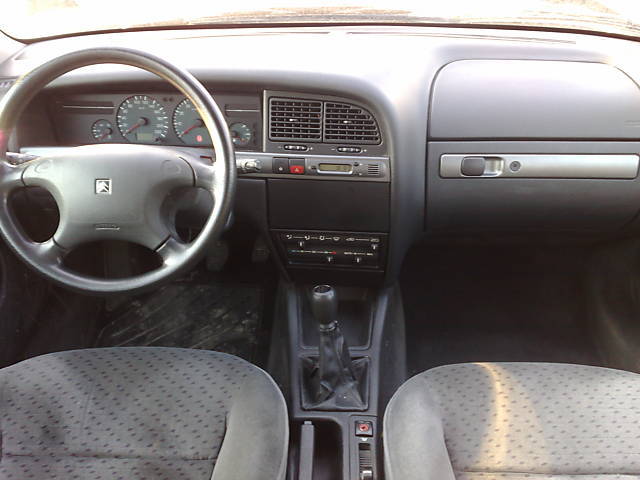 Citroen () Xantia (X2):  
