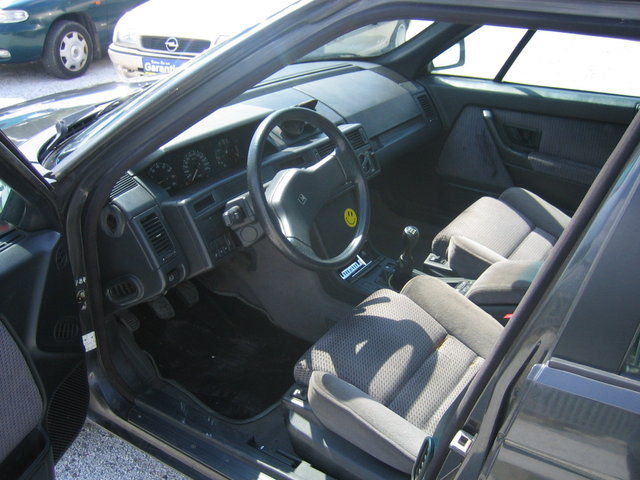 Citroen () XM Break (Y3):  