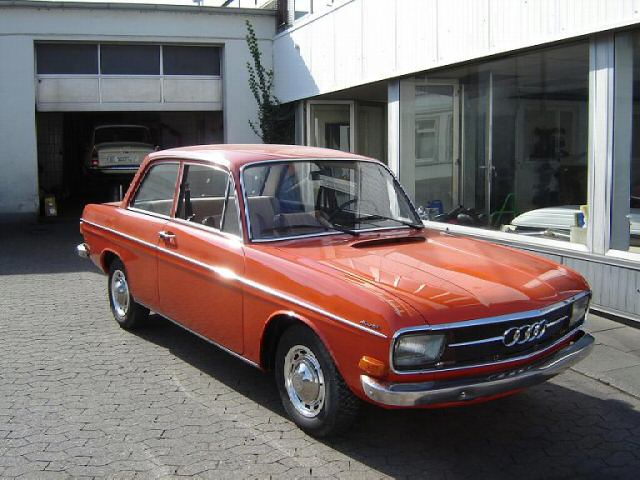 Audi () 60L:  