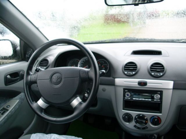 Daewoo () Lacetti (KLAN):  