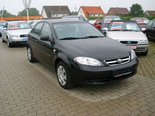Daewoo () Lacetti (KLAN):  