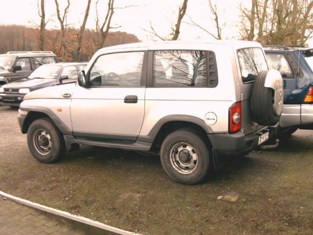 Daewoo () Korando (KJ):  