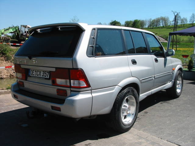 Daewoo () Musso (FJ):  
