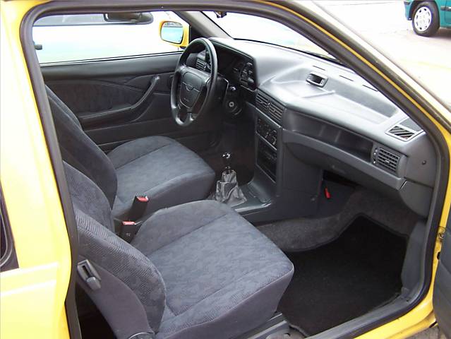 Daewoo () Nexia (KLETN):  