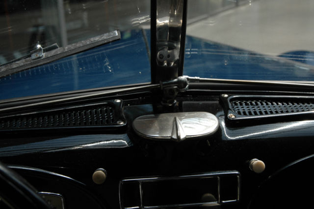 BMW () 327 Coupe, 1938:  