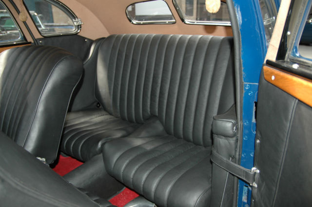BMW () 327 Coupe, 1938:  