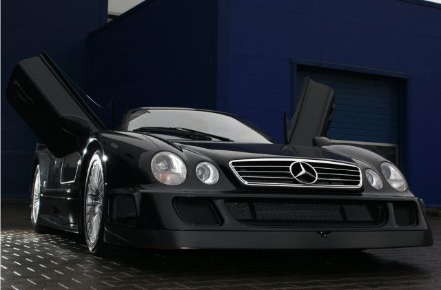 Mercedes Benz () CLK-GTR Roadster Limited Edition:  