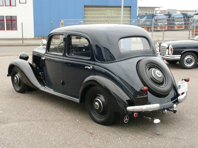 Mercedes Benz () 170 V (W136):  