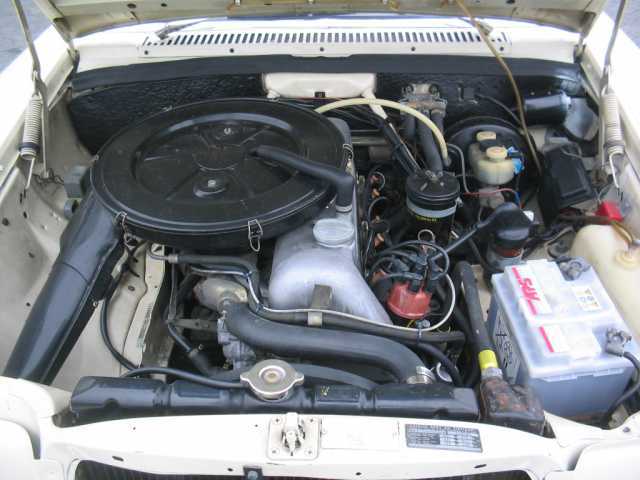 Mercedes Benz () 8 (W114):  