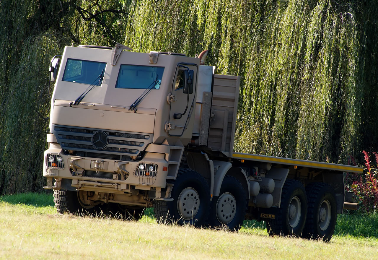 Mercedes Benz () Actros MP2:  
