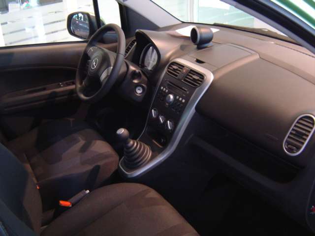 Opel () Agila B (H08):  