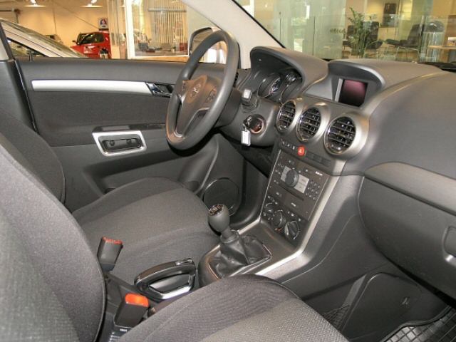 Opel () Antara:  
