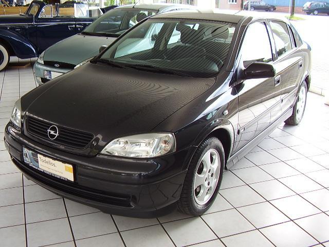 Opel () Astra F Classic (sedan):  