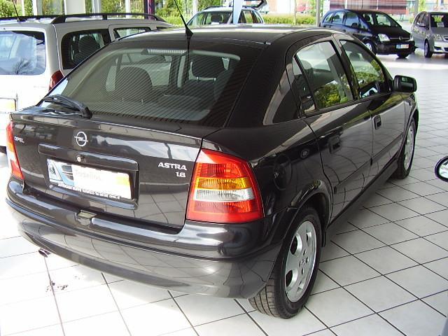 Opel () Astra F Classic (sedan):  