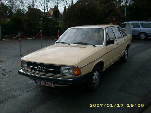 Audi () 100 (43, C2):  