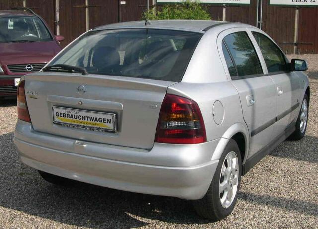 Opel () Astra G (F69_):  