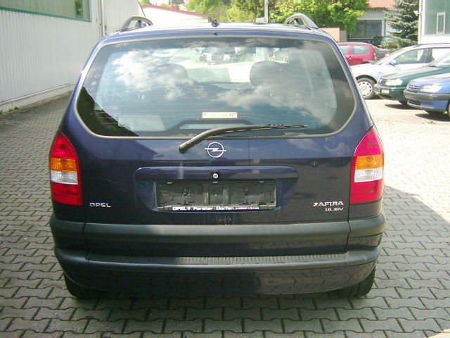 Opel () Zafira A (F75_):  