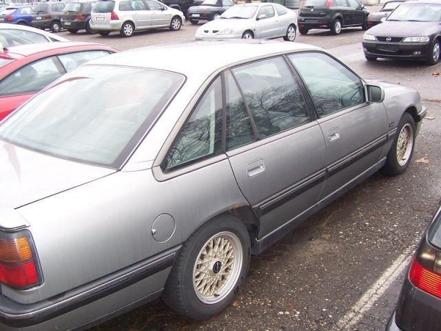 Opel () Senator B (29_):  