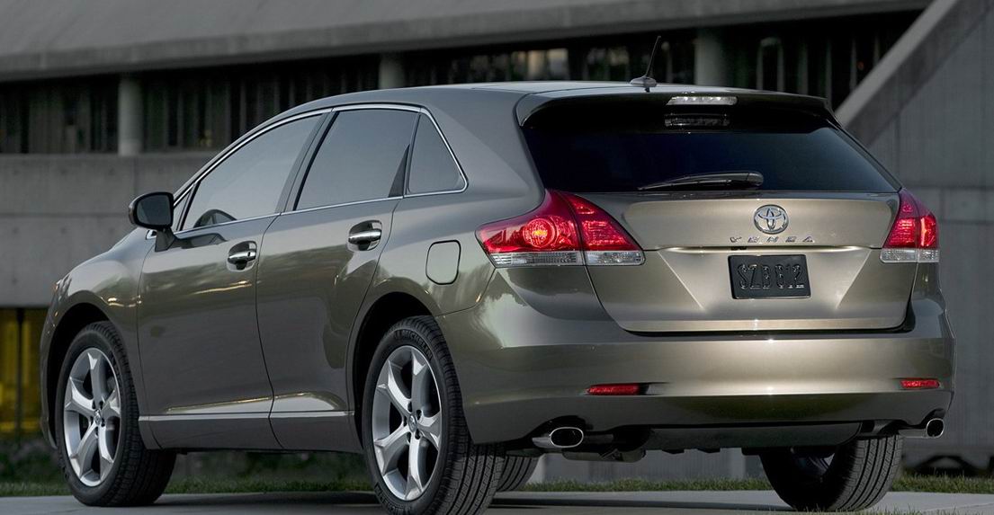 Toyota () Venza I:  