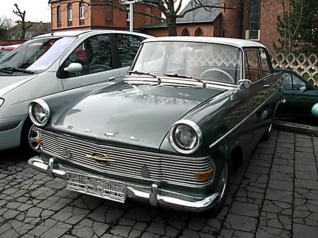 Opel () Rekord P2 coupe:  