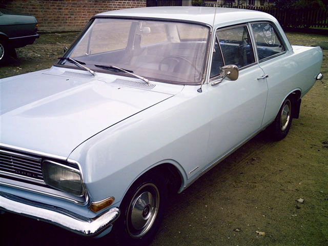 Opel () Rekord B coupe:  
