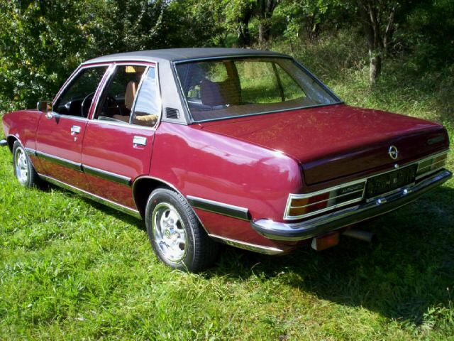 Opel () Commodore B:  