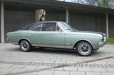 Opel () Commodore A coupe:  