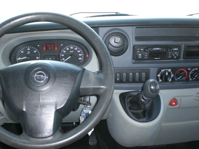 Opel () Movano II (b):  