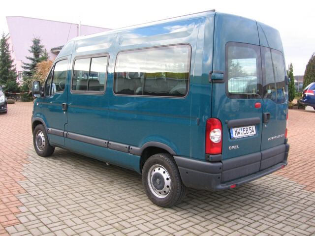 Opel () Movano II Combi:  
