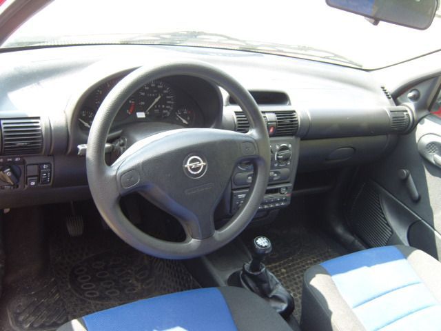 Opel () Corsa B (73_, 78_, 79_, F35_):  