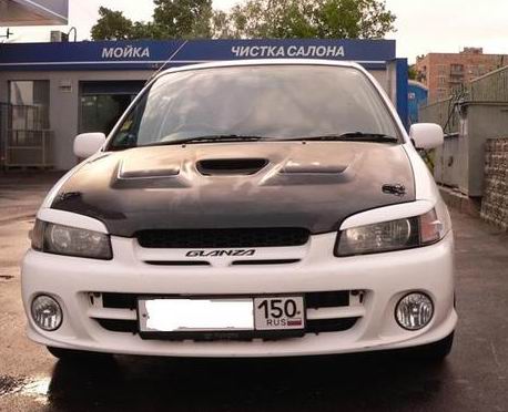 Toyota () Starlet V (P90):  