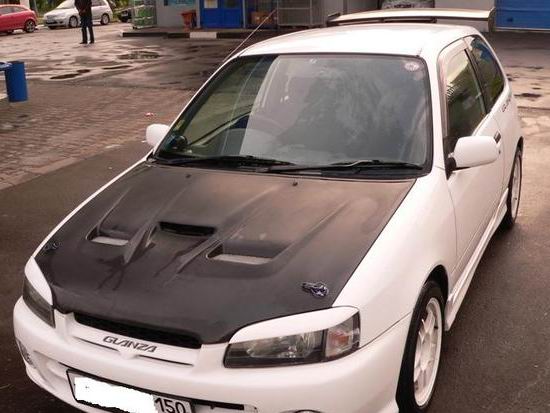 Toyota () Starlet V (P90):  