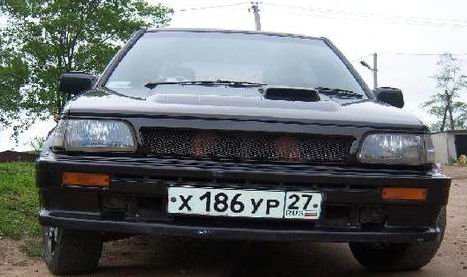 Toyota () Starlet III (P71):  